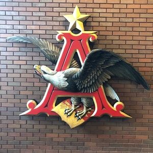 Meet your Posher, Logan